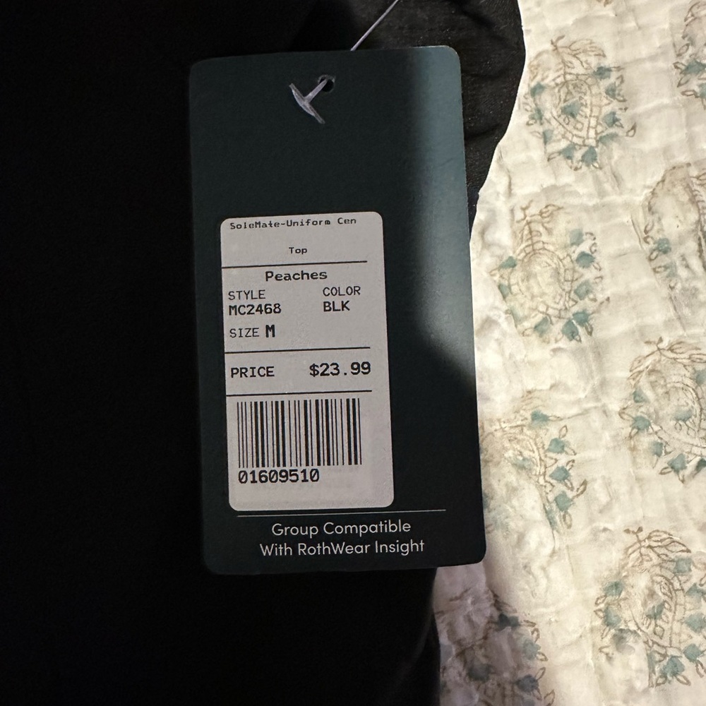 Med Couture Insight Black Scrub Set - Picture 4 of 7
